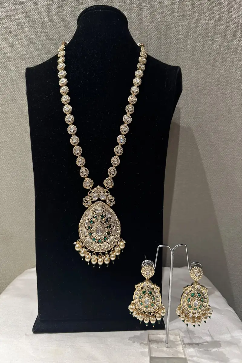 ORNAMENT SET