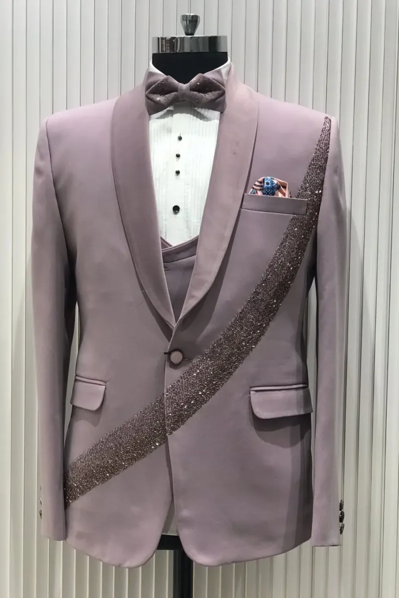 SUIT