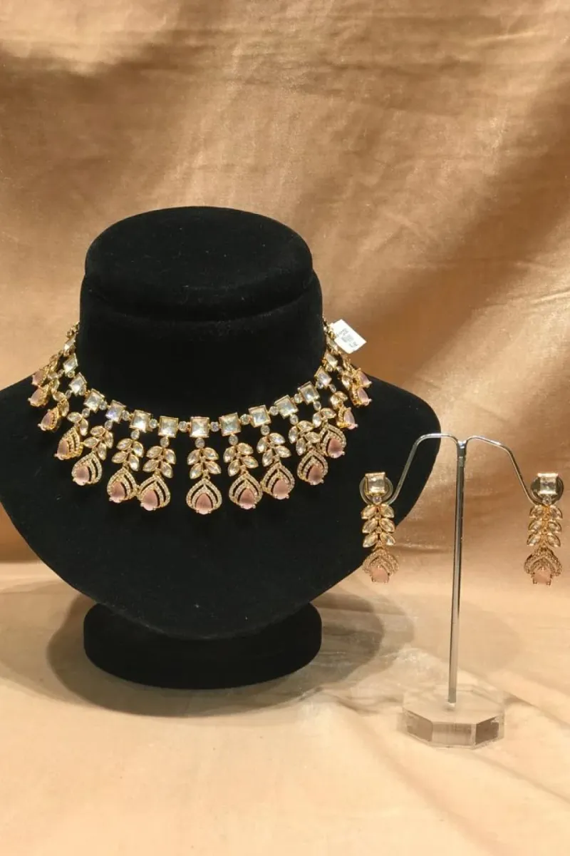 ORNAMENT SET