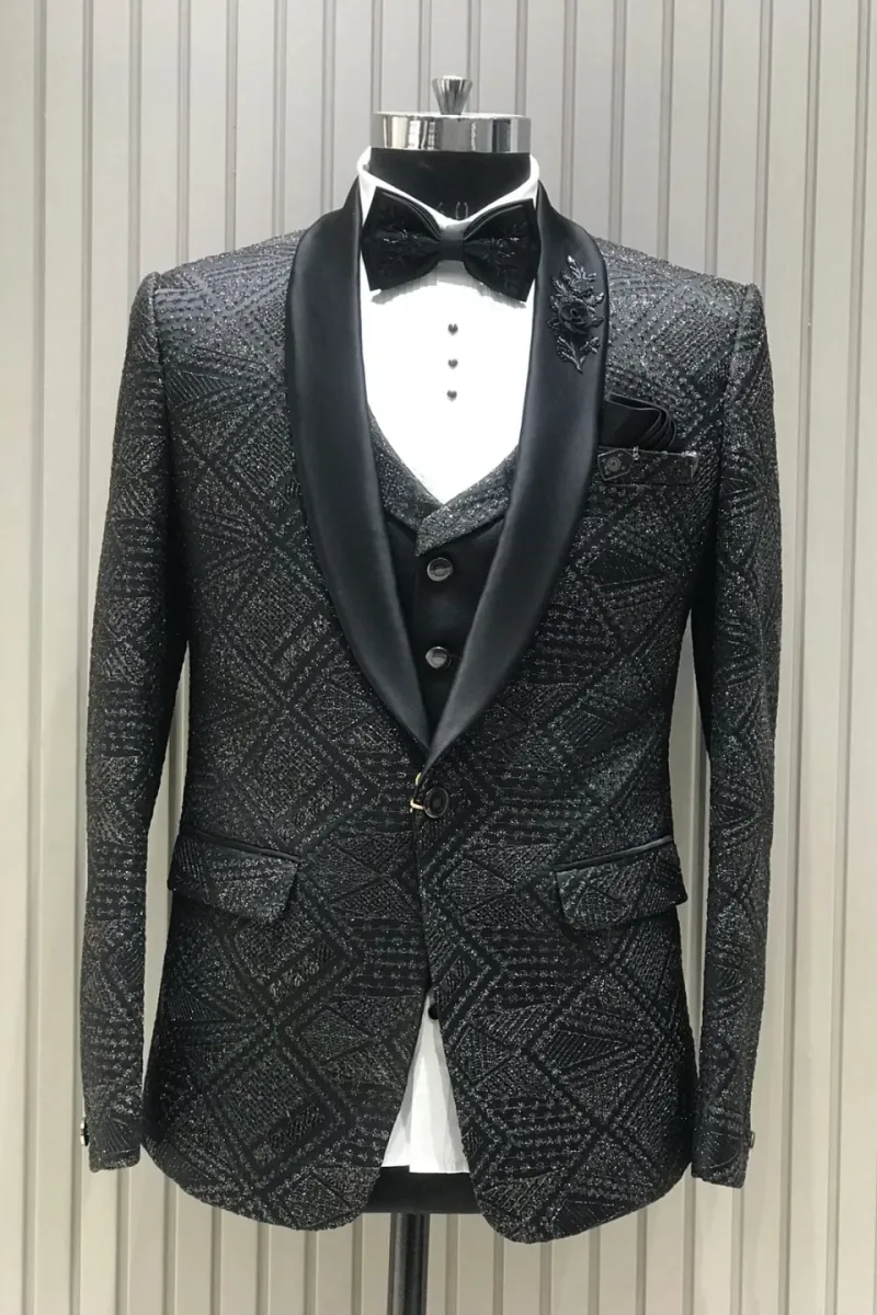 SUIT