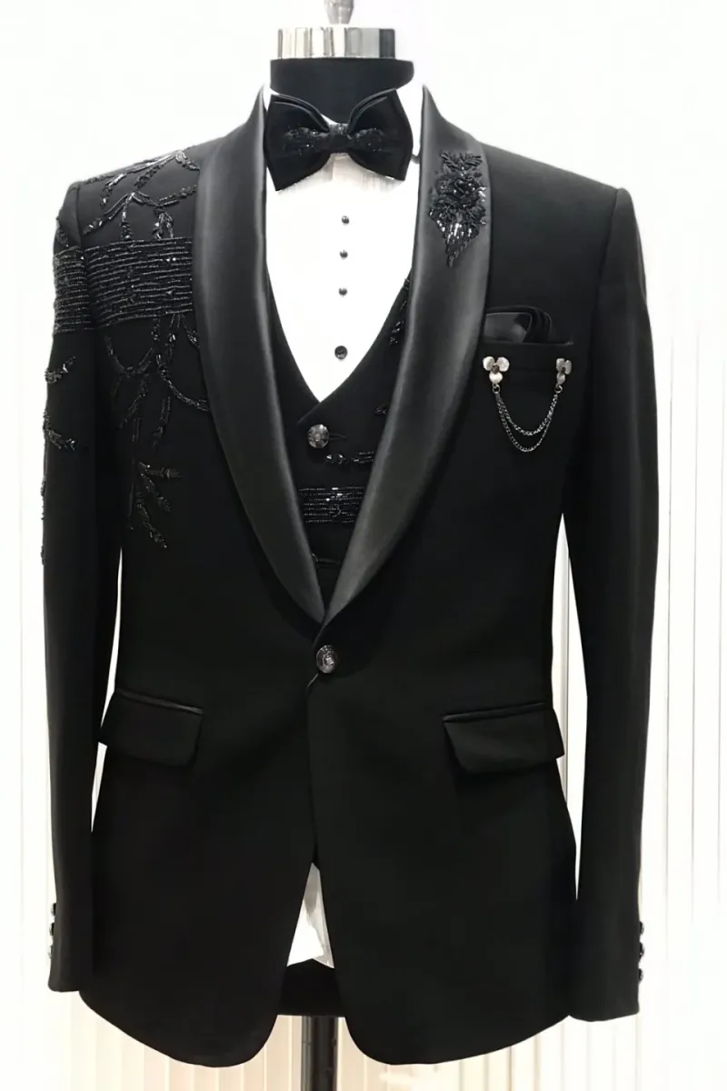 SUIT