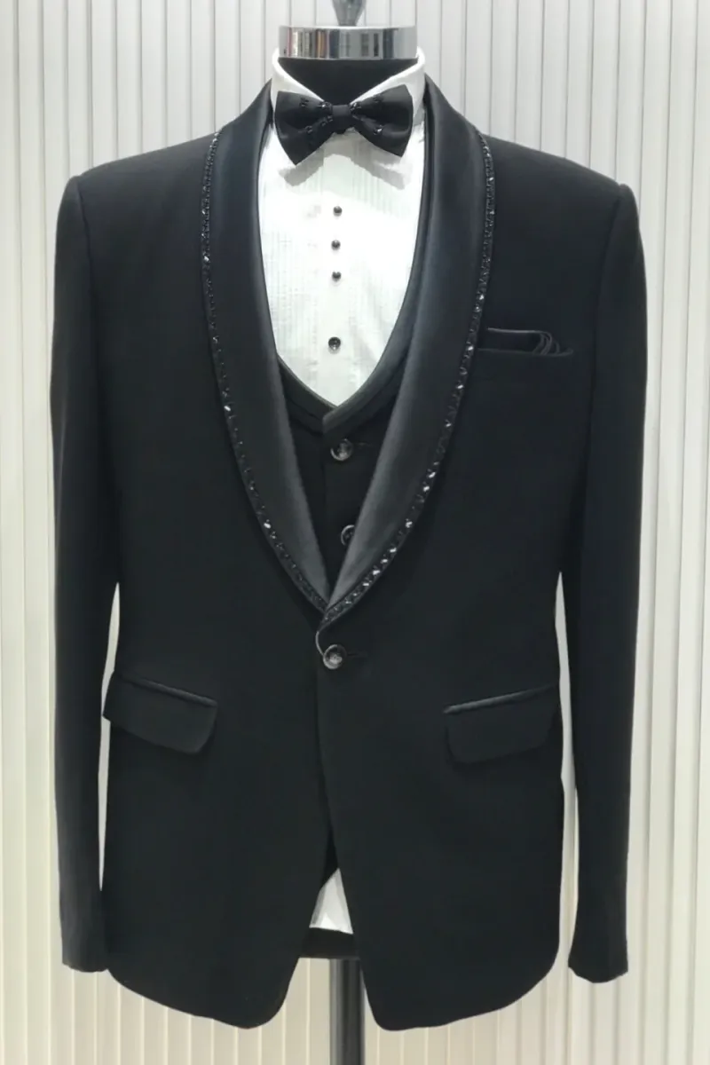 SUIT