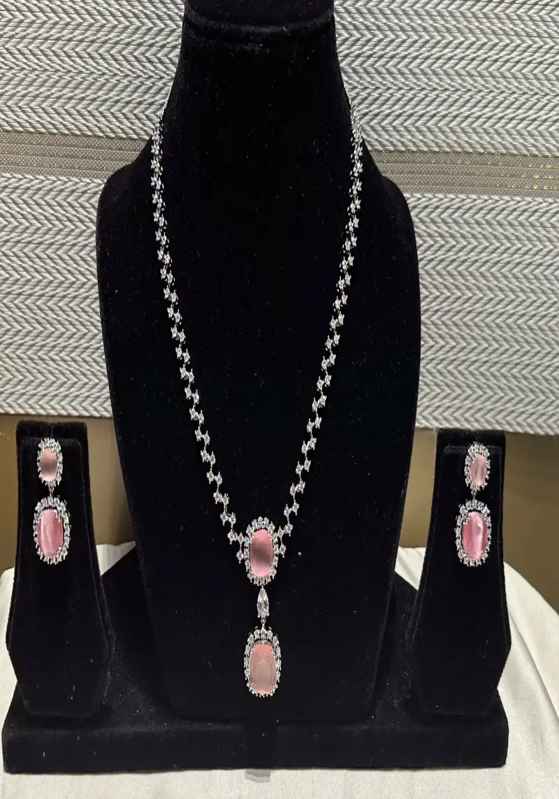 ORNAMENT SET
