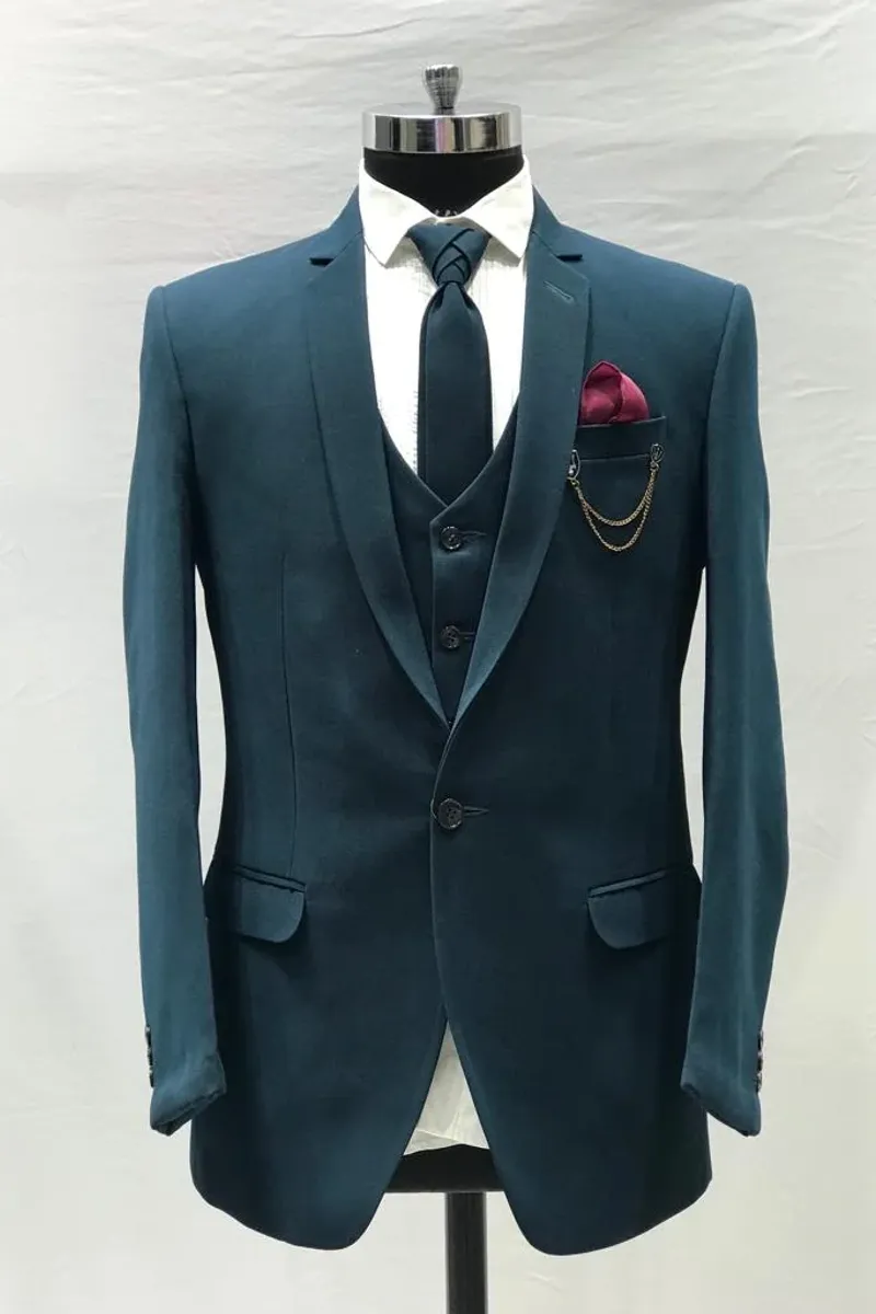 SUIT
