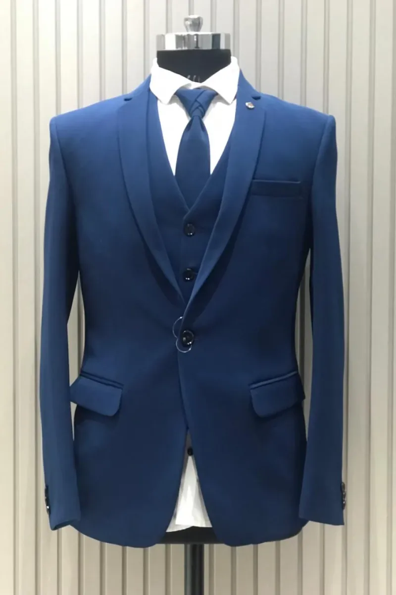 SUIT