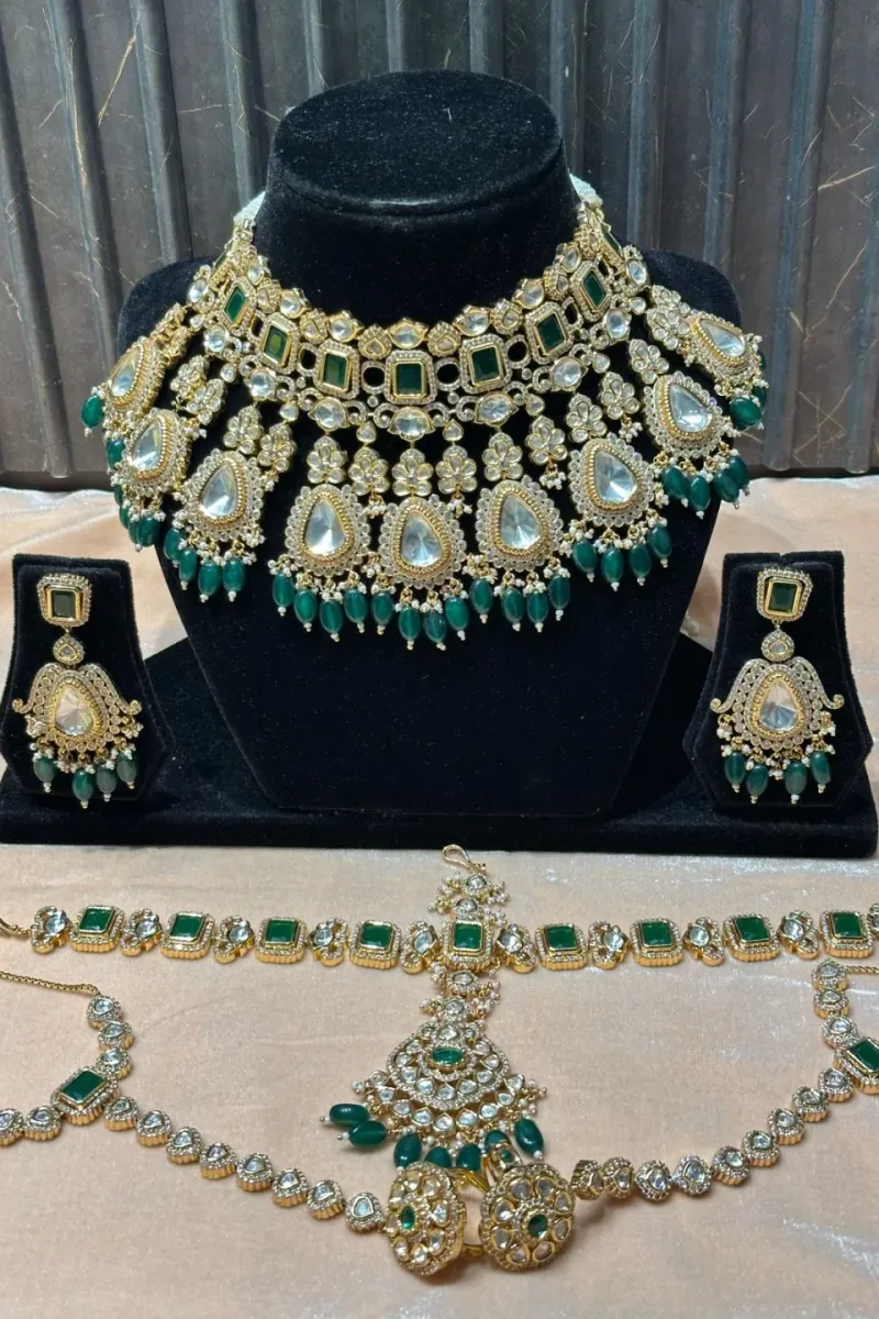ORNAMENT SET
