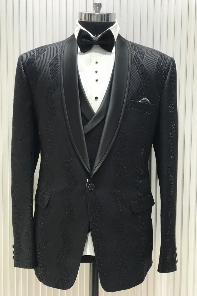 SUIT