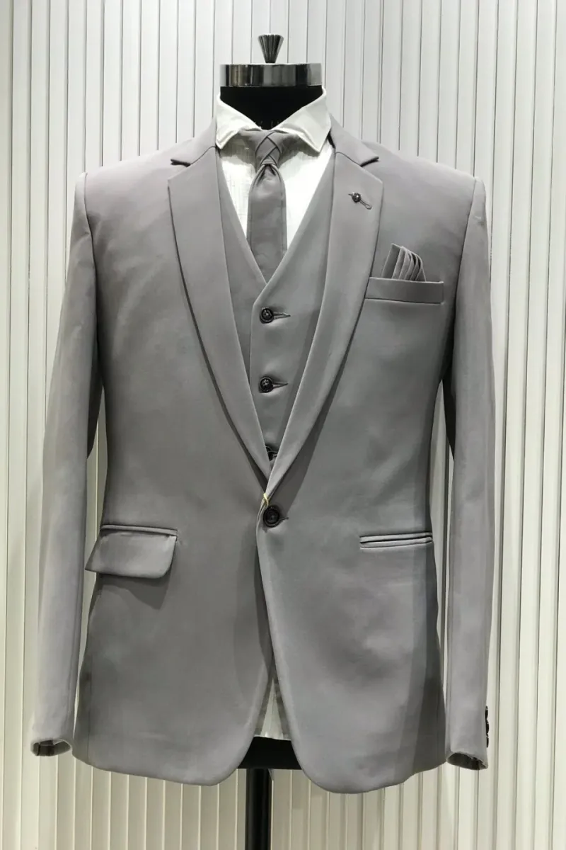 SUIT