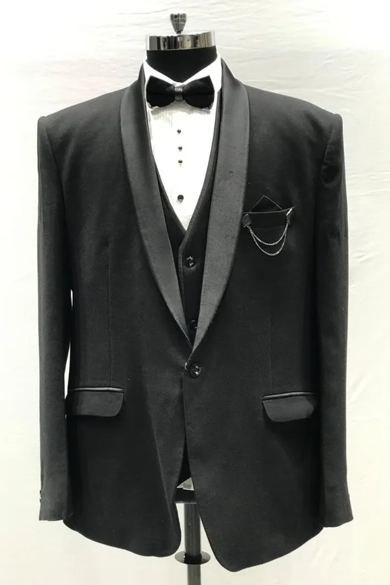 SUIT