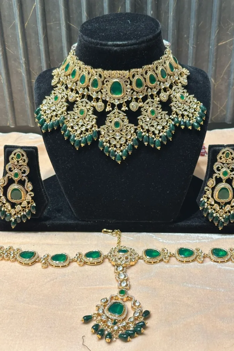ORNAMENT SET