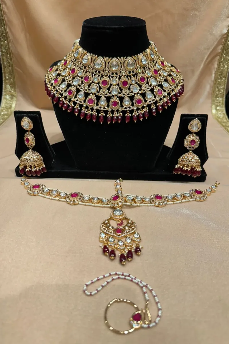 ORNAMENT SET