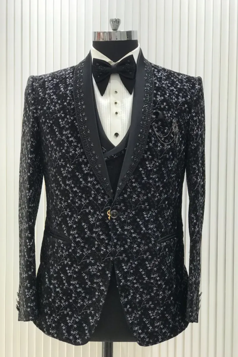 SUIT