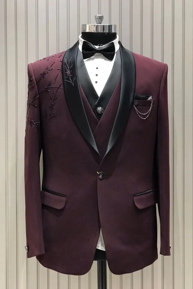 SUIT