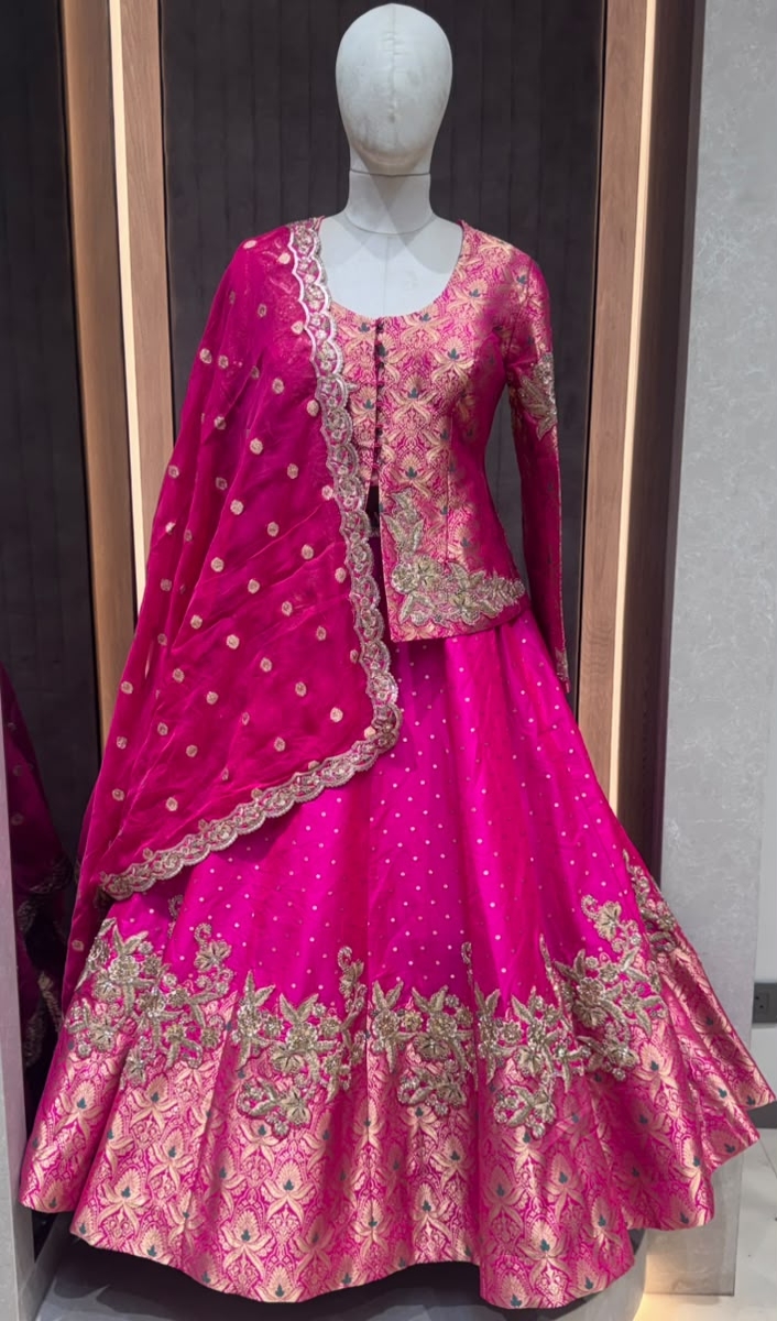 PINK LEHENGA - View 2